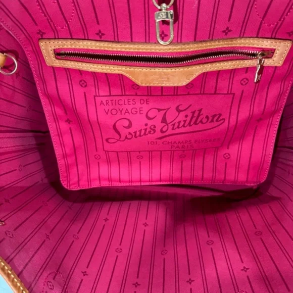 Louis Vuitton Neverfull MM - Picture 5 of 16